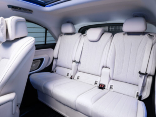 Neudefinition von Raum für eine neue Ära: der neue elektrische Mercedes-Benz VLE
Redefining space in a new era: the all-new electric Mercedes-Benz VLE