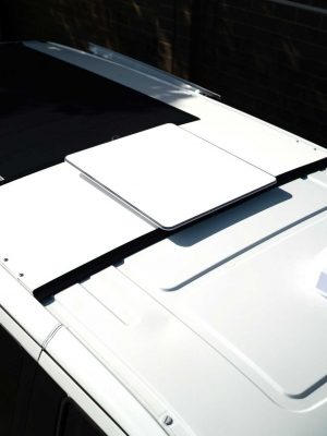 RH_FutureCar_PV-Anlage, 5G Antenne und Starlink RH_FutureCar_PV-Anlage, 5G Antenne und Starlink